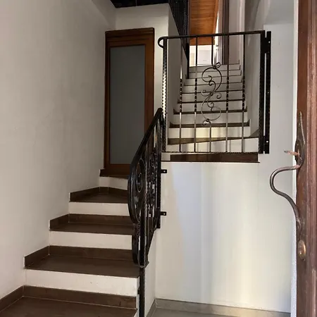 게스트하우스 S'apposentu 아리초